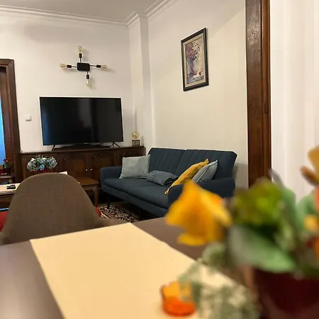 Centre Stylish With Private Backyard * Sofya
