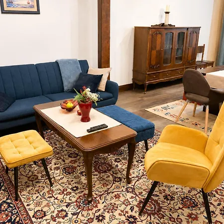 Centre Stylish With Private Backyard Sofia