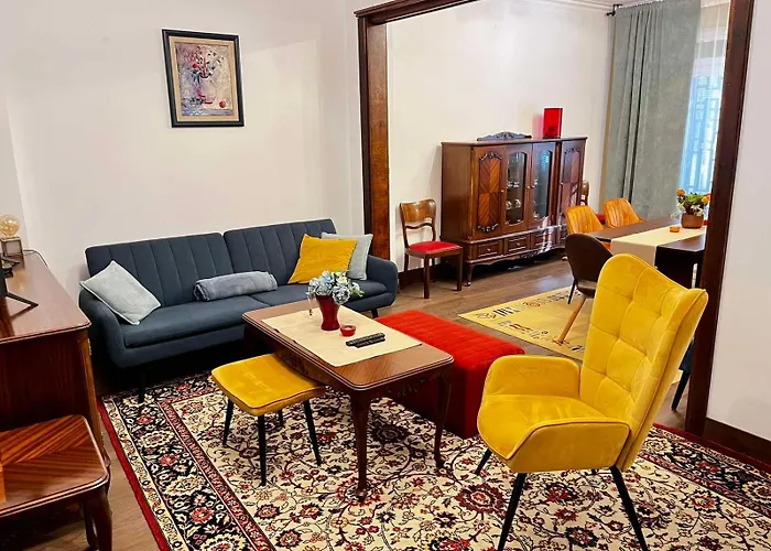 Centre Stylish With Private Backyard דירה סופיה