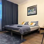 דירה Centre Stylish With Private Backyard *