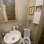 Centre Stylish With Private Backyard * סופיה